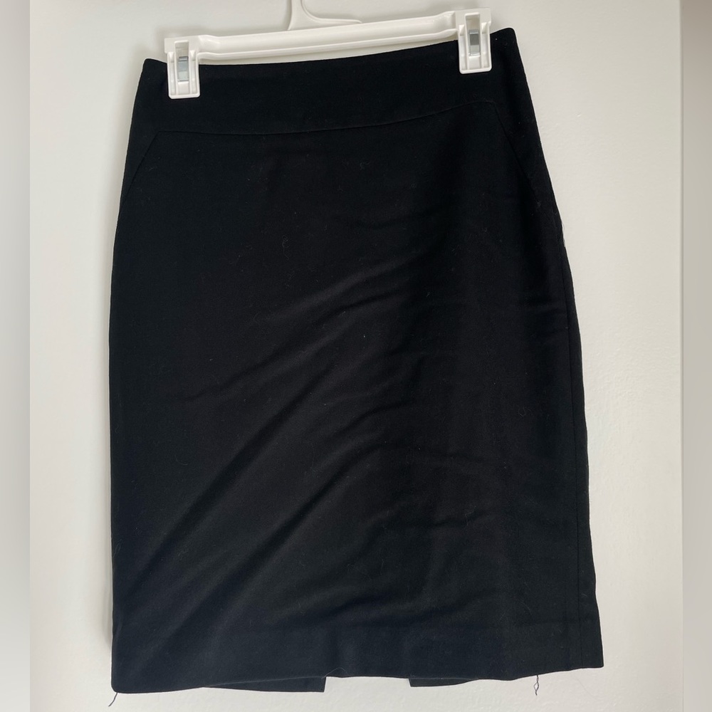 Banana Republic Black Pencil Skirt size 2
